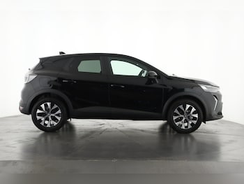 Used Renault Captur 2025 for sale - 76869708: Photo