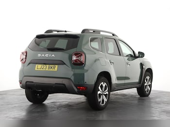 Used Dacia Duster 2023 for sale - 77717895: Photo