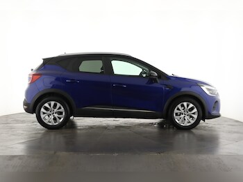 Used Renault Captur 2020 for sale - 75763858: Photo