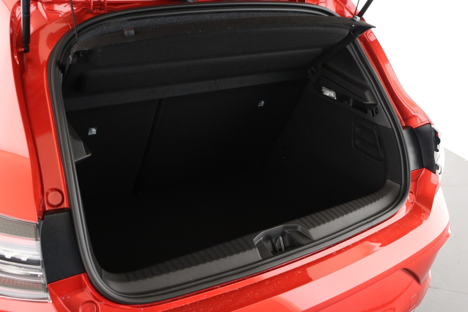 Used Renault Clio 2024 for sale - 76869793: Photo 10