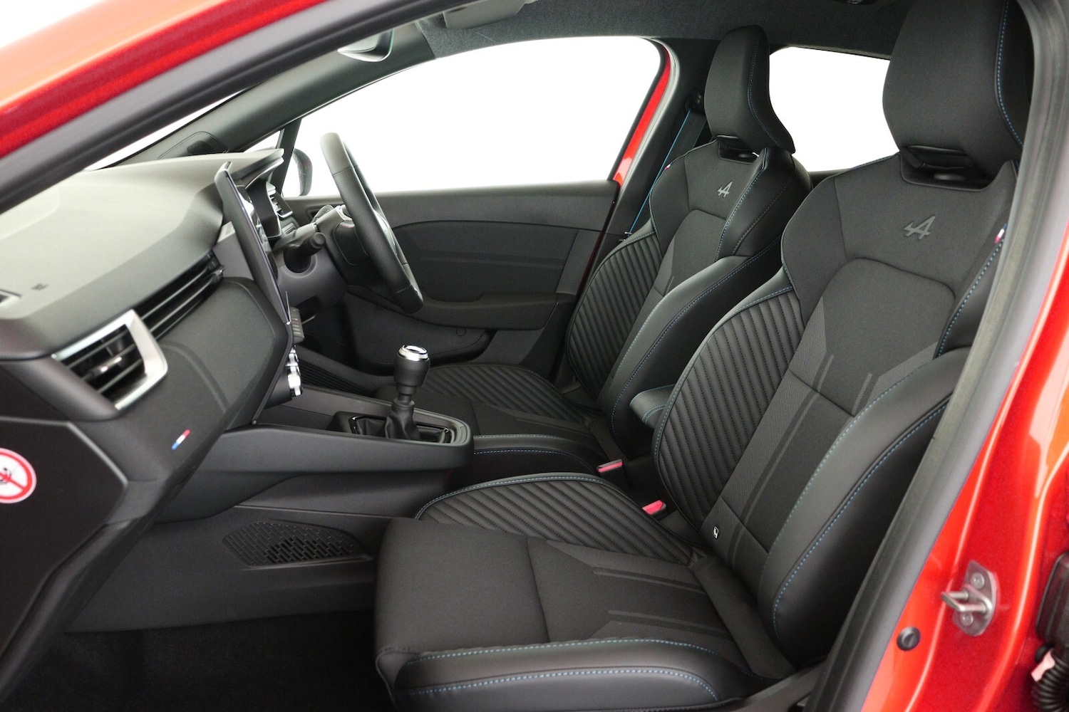 Used Renault Clio 2024 for sale - 76869793: Photo 11