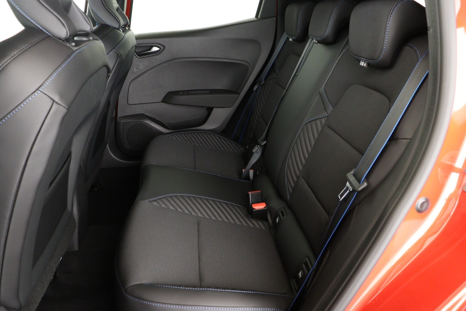 Used Renault Clio 2024 for sale - 76869793: Photo 13