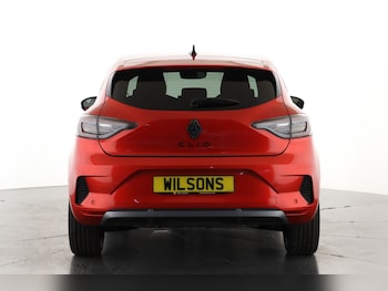 Used Renault Clio 2024 for sale - 76869793: Photo