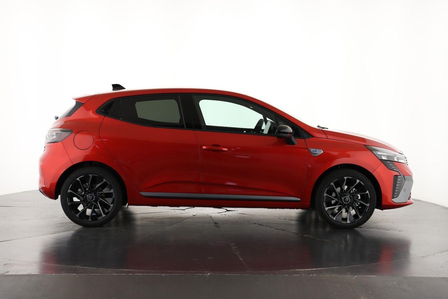 Used Renault Clio 2024 for sale - 76869793: Photo 6