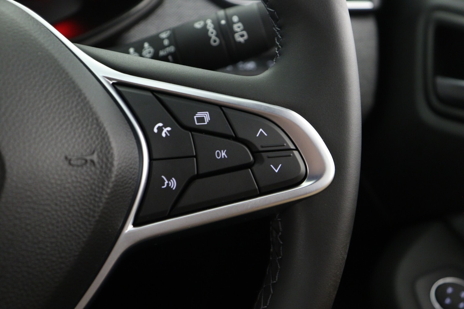 Used Renault Clio 2024 for sale - 76074276: Photo 24