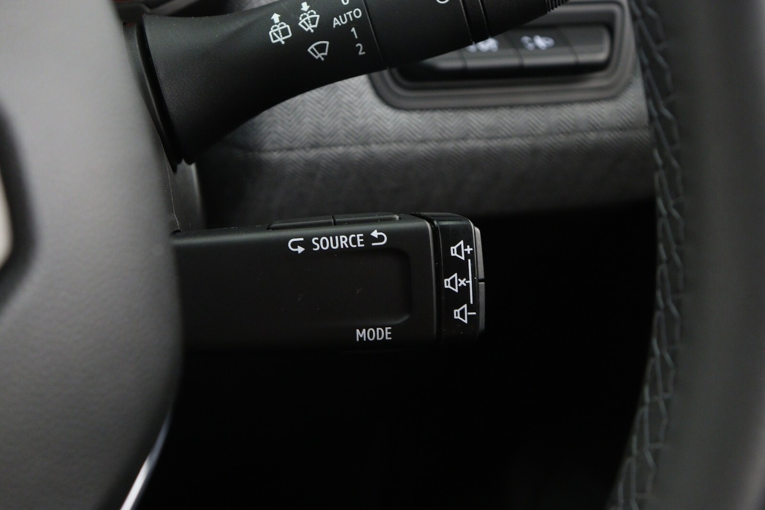 Used Renault Clio 2024 for sale - 76074276: Photo 26