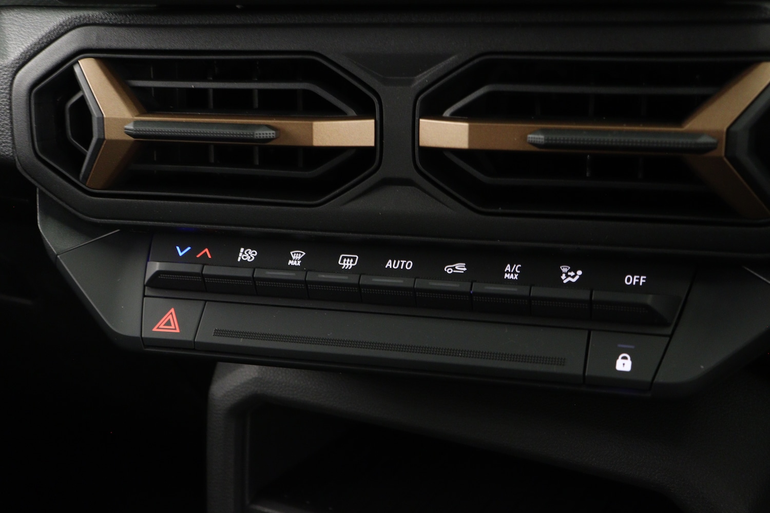 Used Dacia Duster 2025 for sale - 76871946: Photo 16