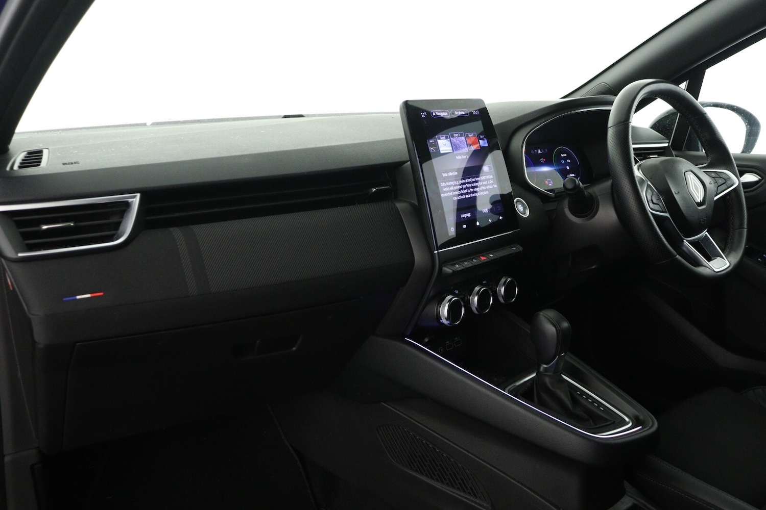 Used Renault Clio 2024 for sale - 76033649: Photo 12