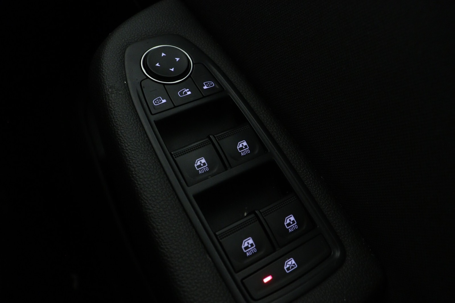 Used Renault Clio 2024 for sale - 76033649: Photo 24