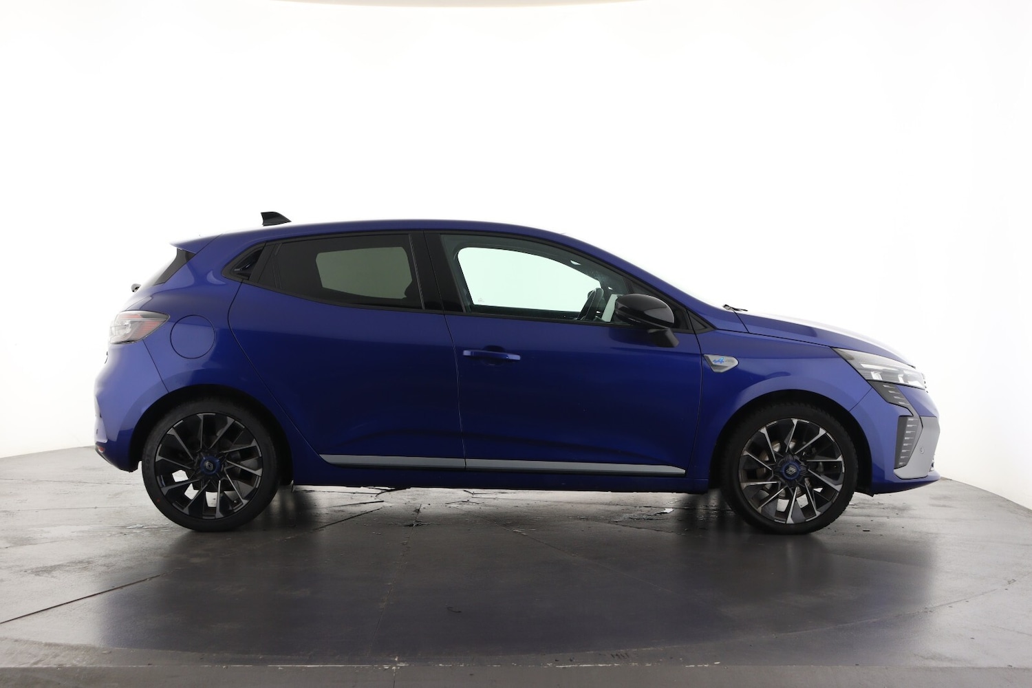 Used Renault Clio 2024 for sale - 76033649: Photo 5