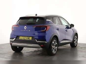 Used Renault Captur 2022 for sale - 77232232: Photo