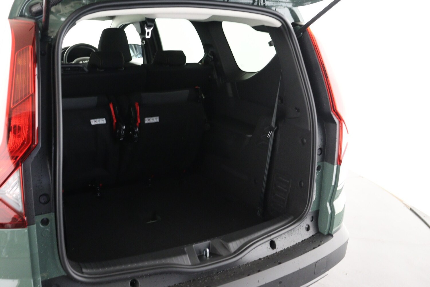 Used Dacia Jogger 2025 for sale - 76615329: Photo 9