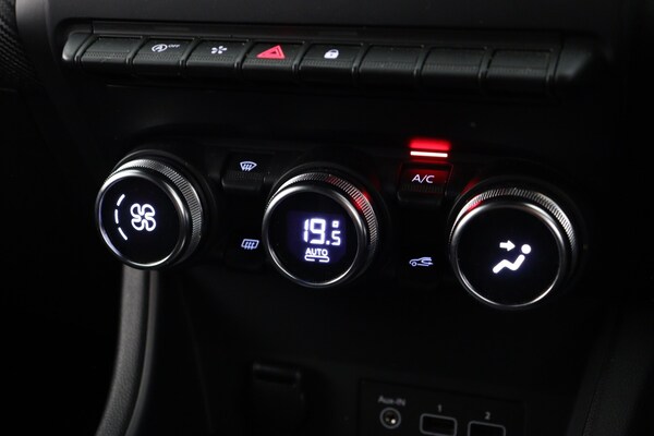 Used Renault Captur 2022 for sale - 75984854: Photo 20