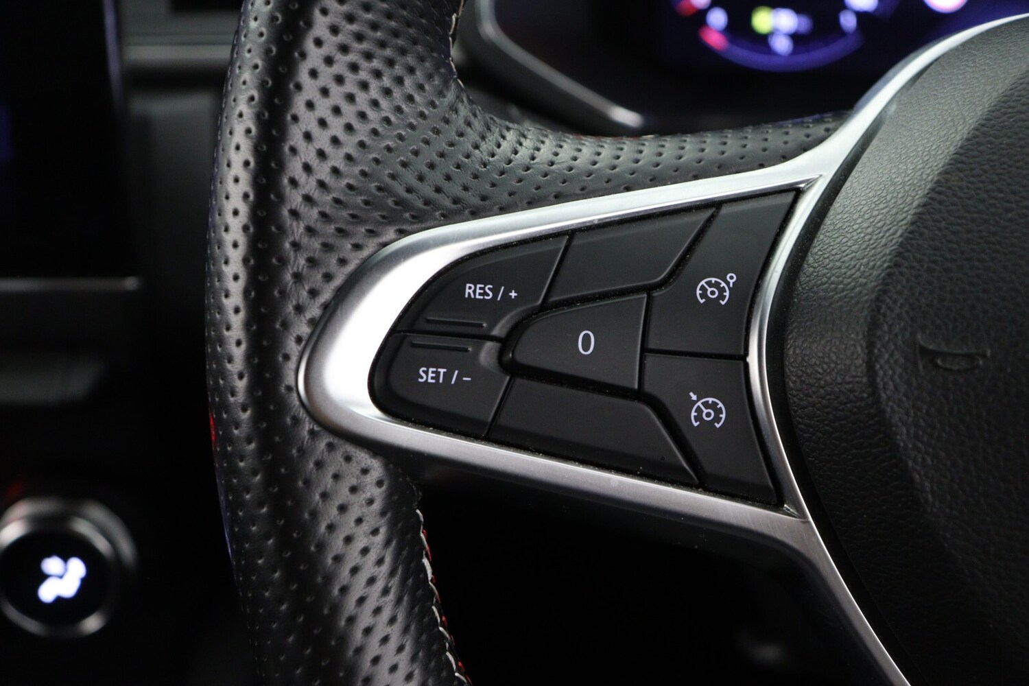 Used Renault Captur 2022 for sale - 75984854: Photo 23