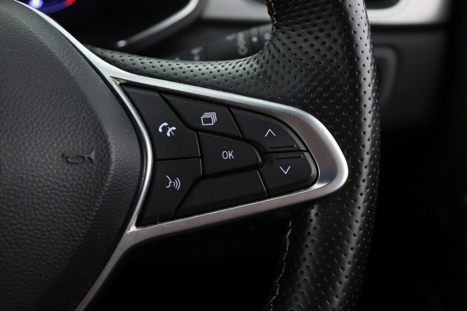 Used Renault Captur 2022 for sale - 75984854: Photo 24