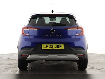 Used Renault Captur 2022 for sale - 78000117: Photo