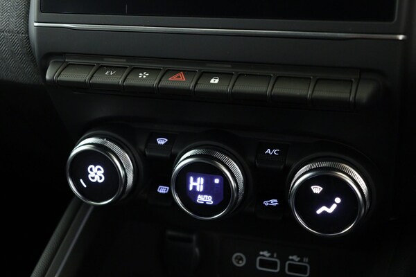 Used Renault Clio 2025 for sale - 75763625: Photo 17