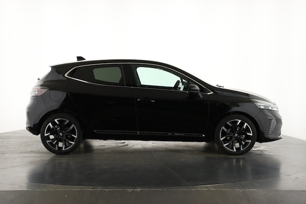 Used Renault Clio 2025 for sale - 75763625: Photo 5
