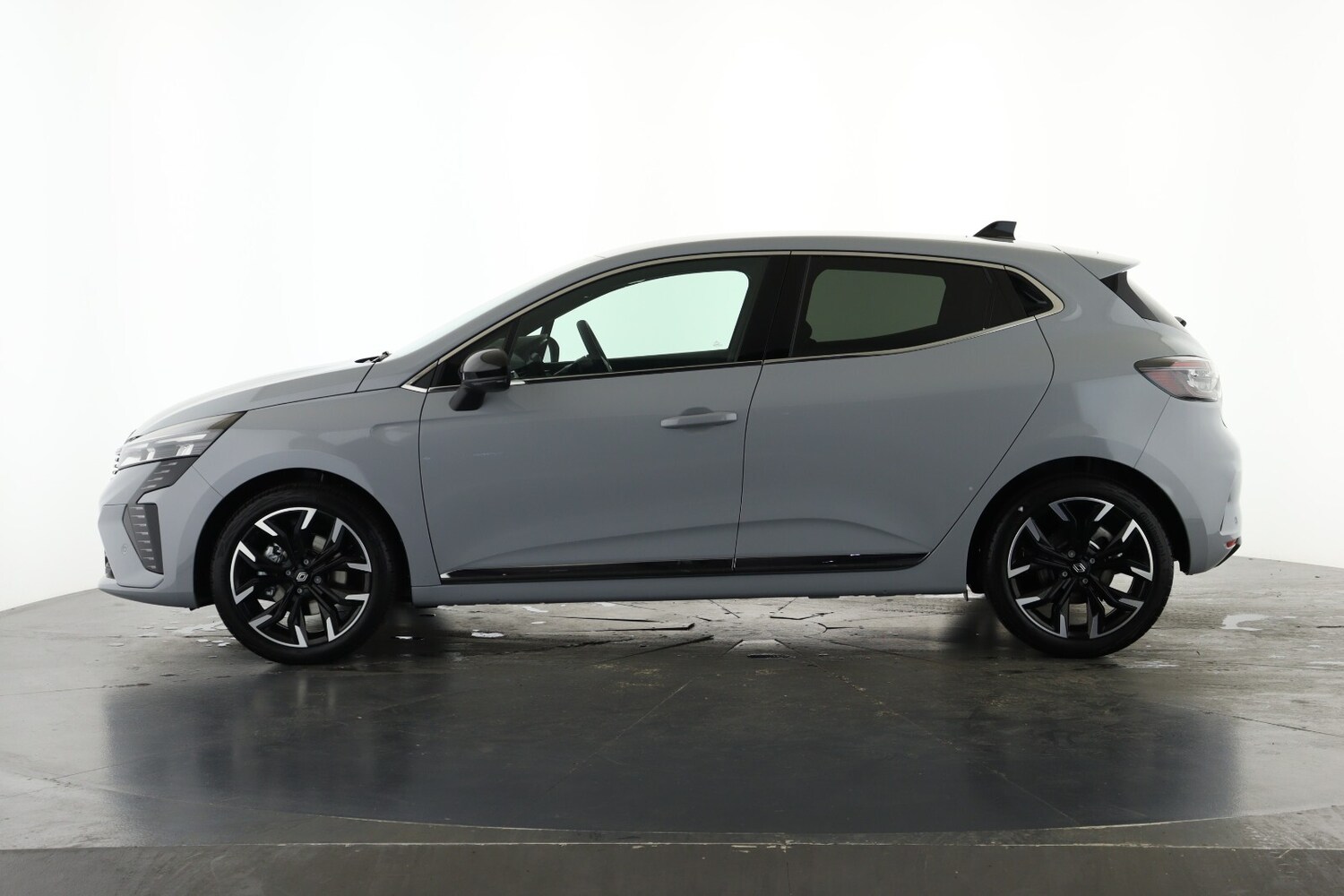 Used Renault Clio 2026 for sale - 77084905: Photo 7