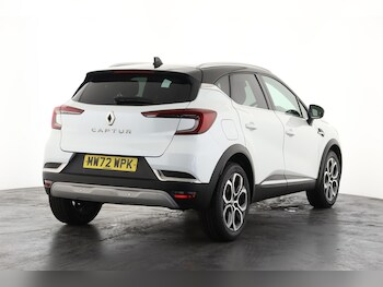 Used Renault Captur 2022 for sale - 78152646: Photo