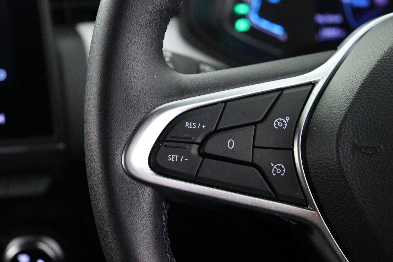 Used Renault Clio 2023 for sale - 78080911: Photo 31