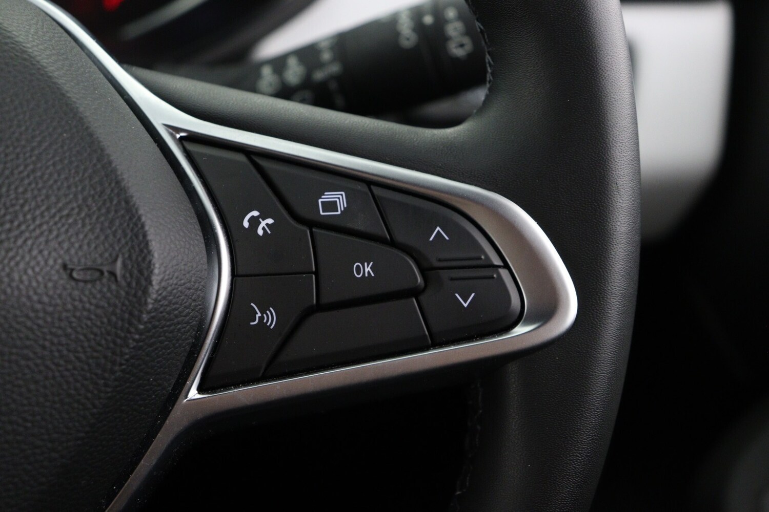 Used Renault Clio 2023 for sale - 78080911: Photo 32