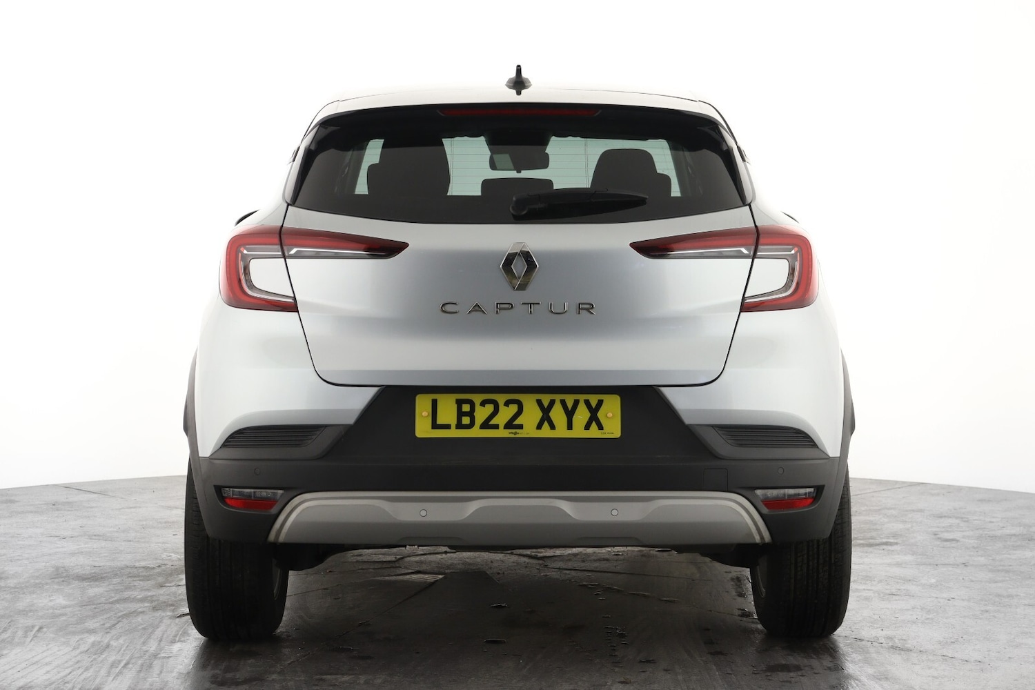 Used Renault Captur 2022 for sale - 77799830: Photo 2