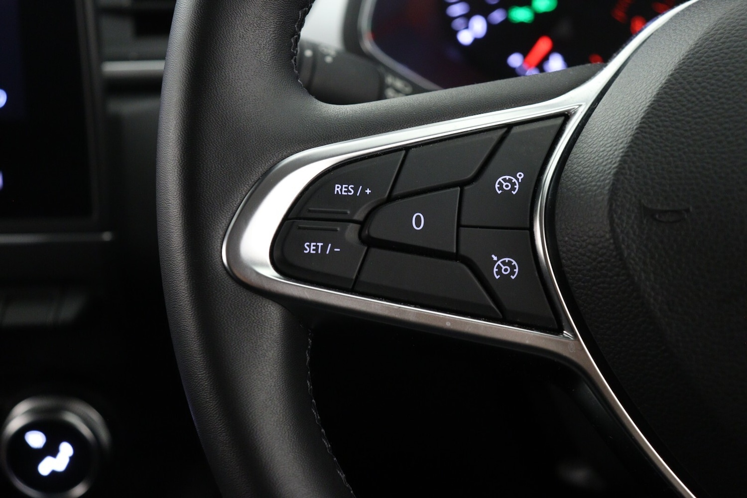 Used Renault Captur 2022 for sale - 77799830: Photo 23