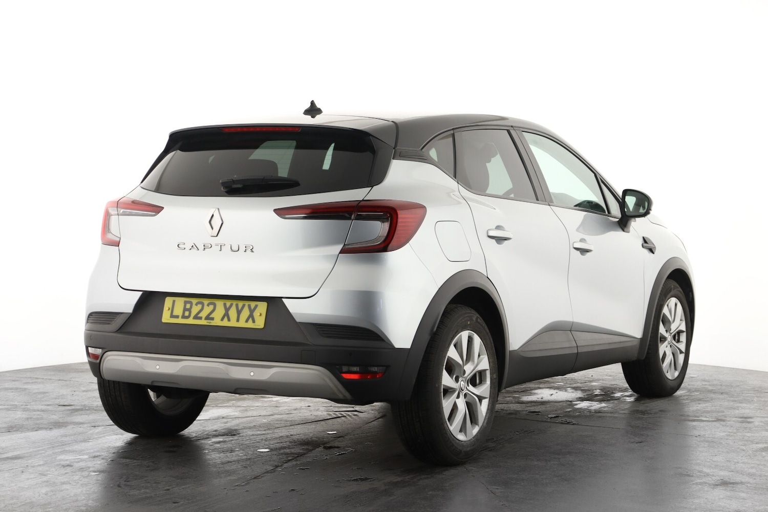 Used Renault Captur 2022 for sale - 77799830: Photo 3