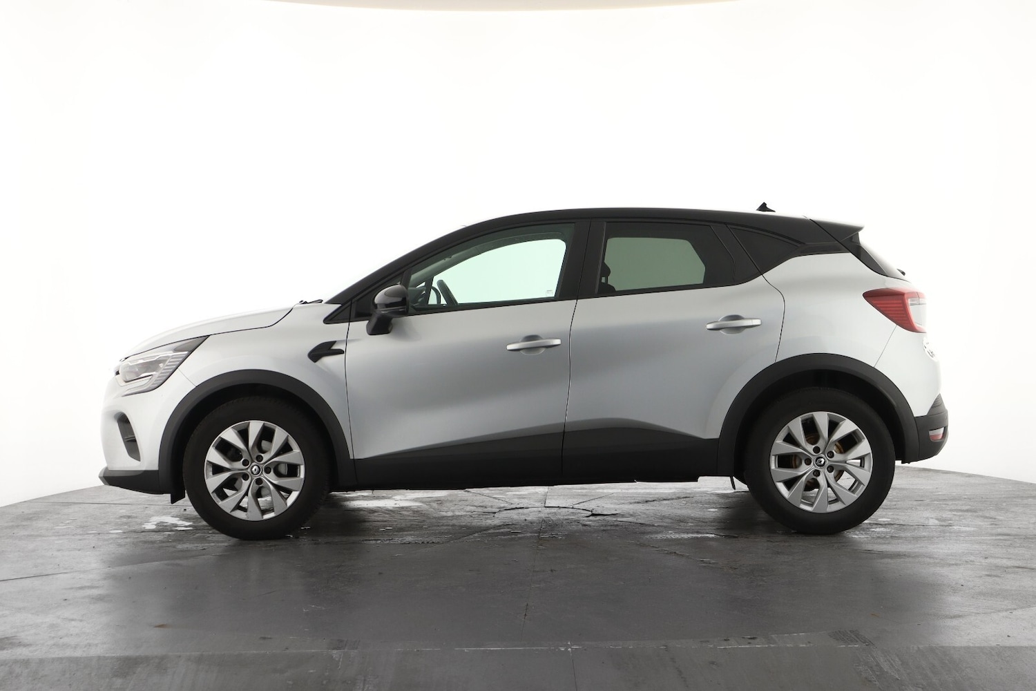 Used Renault Captur 2022 for sale - 77799830: Photo 8