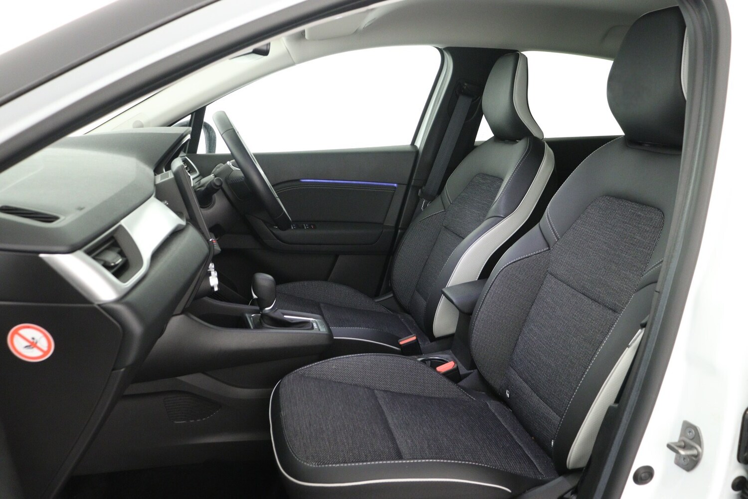 Used Renault Captur 2023 for sale - 76907882: Photo 10