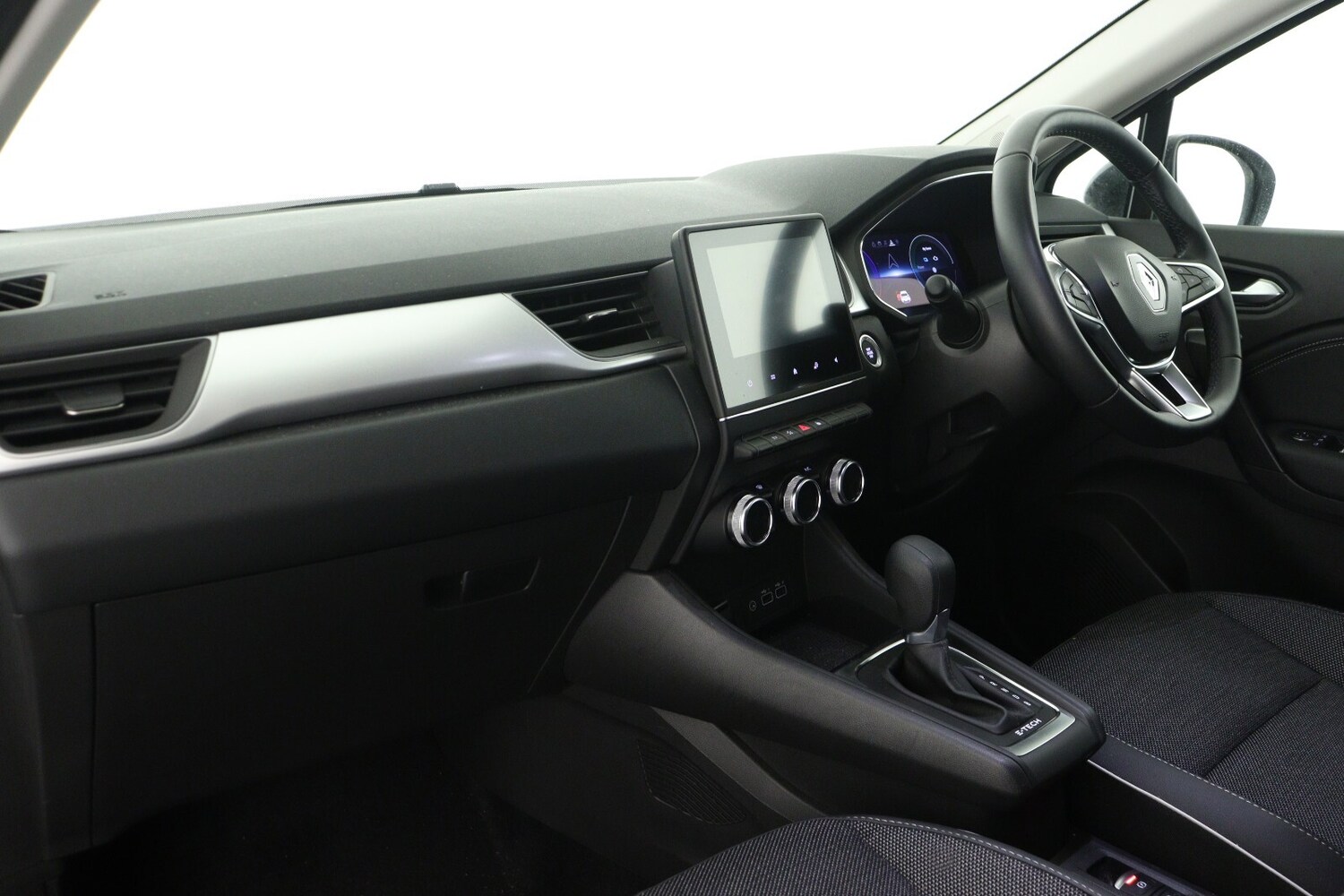 Used Renault Captur 2023 for sale - 76907882: Photo 11