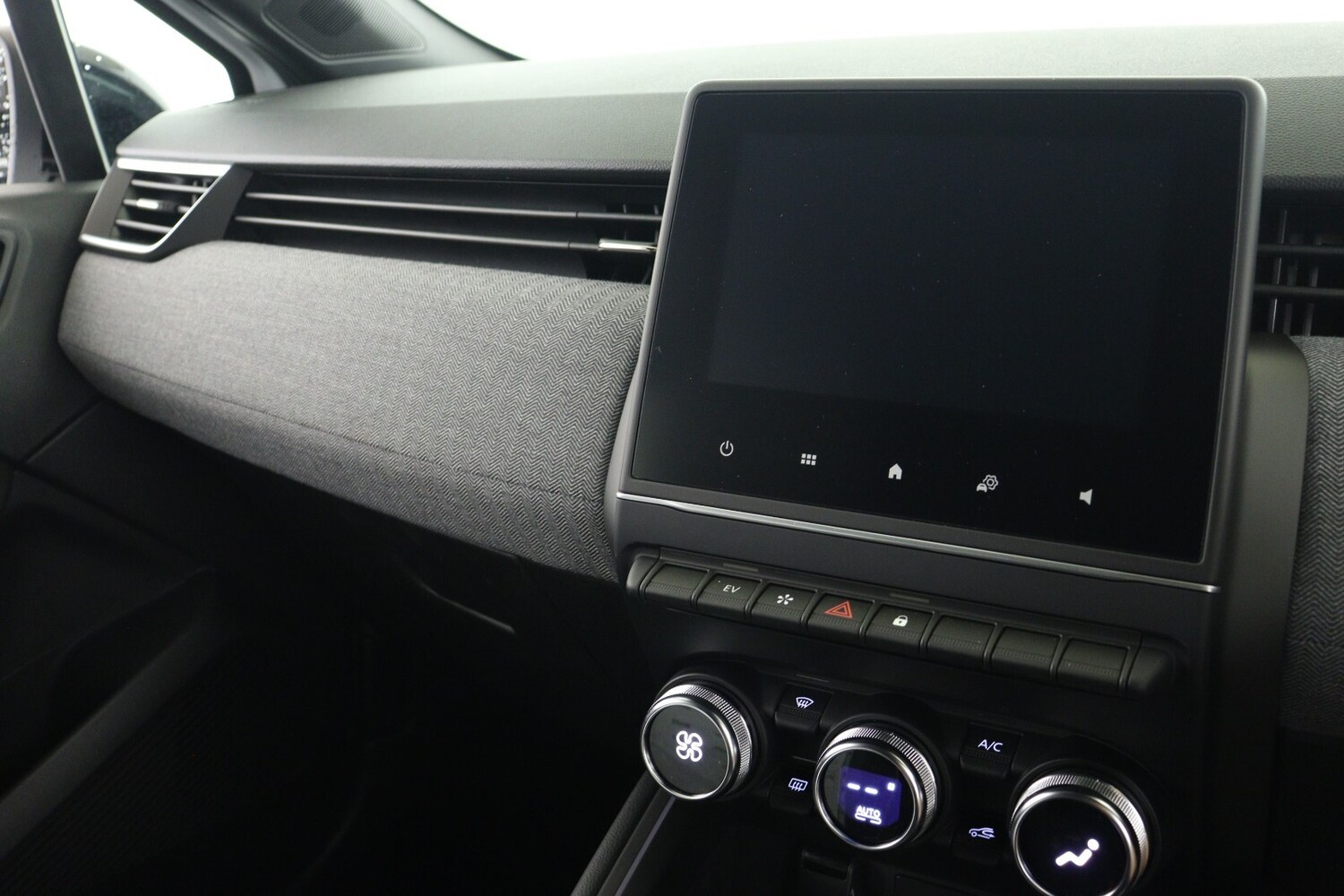 Used Renault Clio 2026 for sale - 77218873: Photo 15