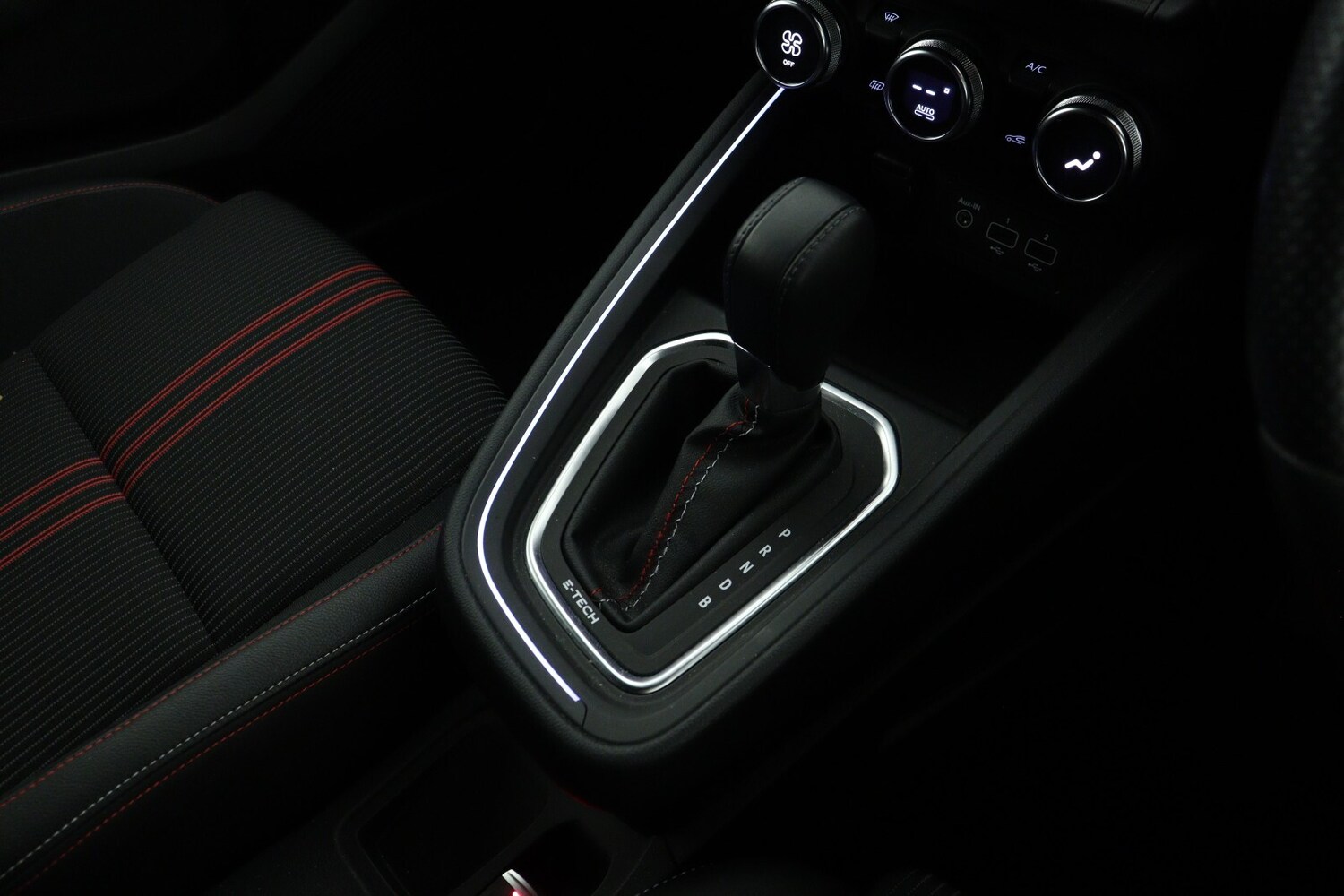 Used Renault Clio 2022 for sale - 76338752: Photo 17