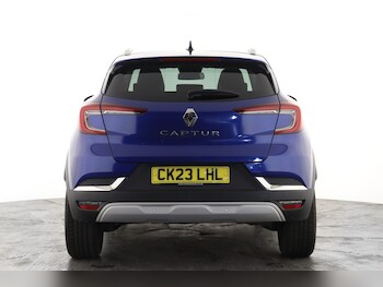 Used Renault Captur 2023 for sale - 77965098: Photo