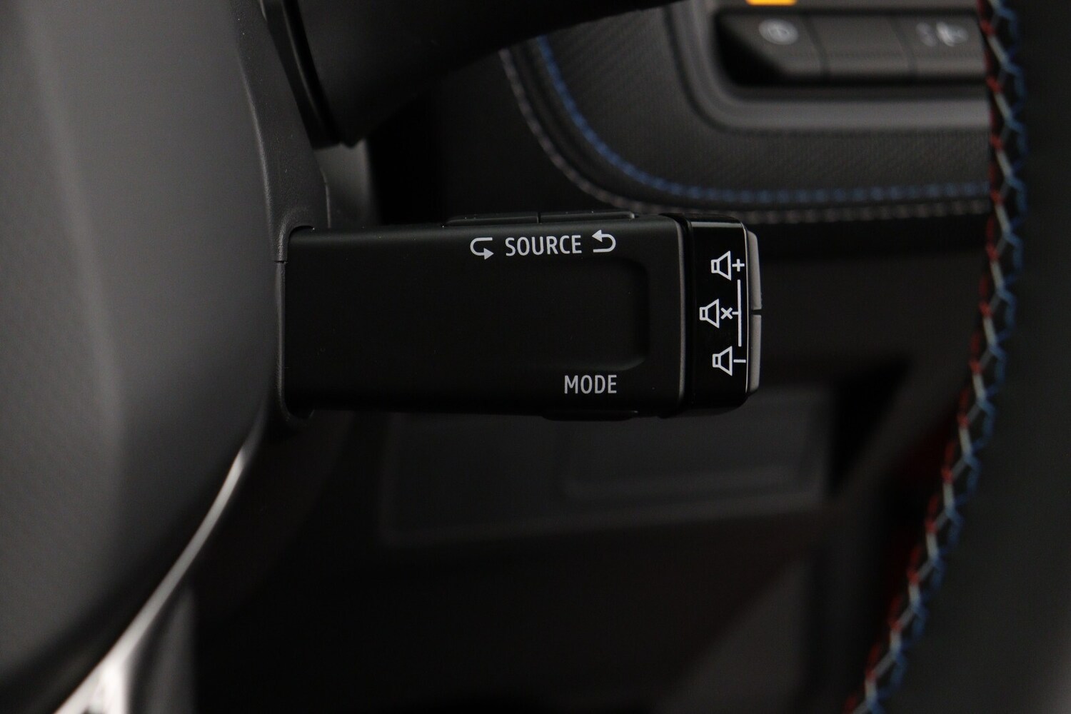 Used Renault Captur 2026 for sale - 77083652: Photo 22