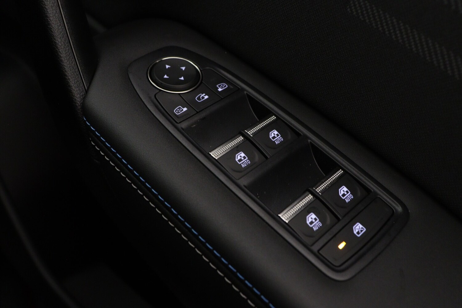 Used Renault Captur 2026 for sale - 77083652: Photo 24