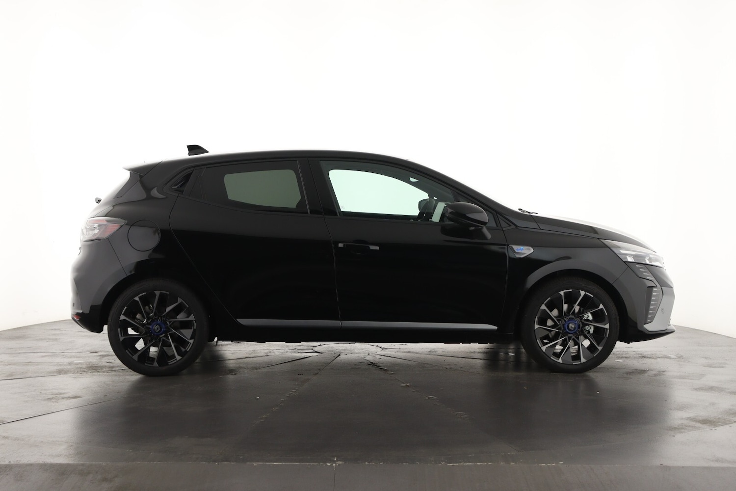 Used Renault Clio 2024 for sale - 76873178: Photo 5