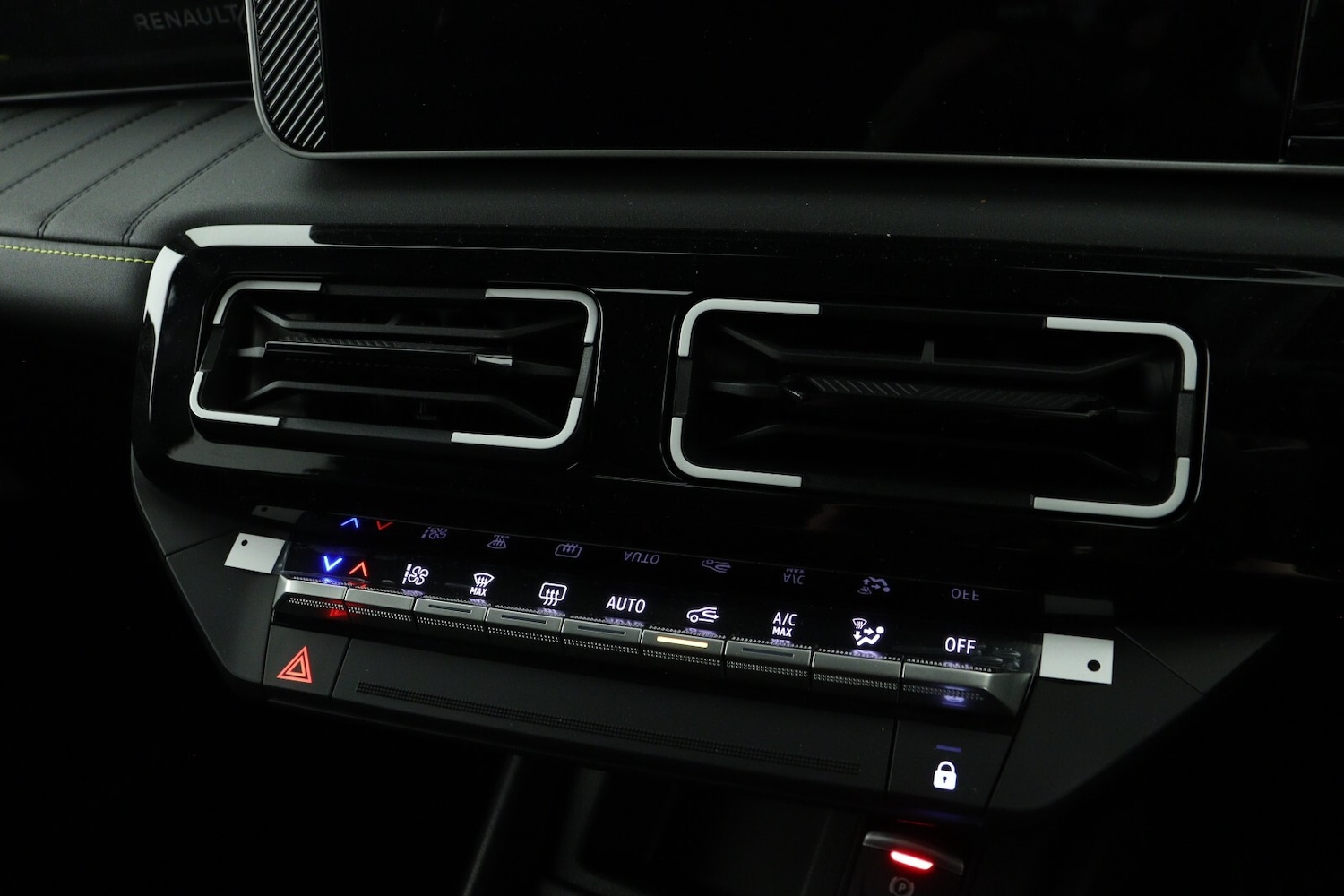 Used Renault 4 2025 for sale - 76869682: Photo 15