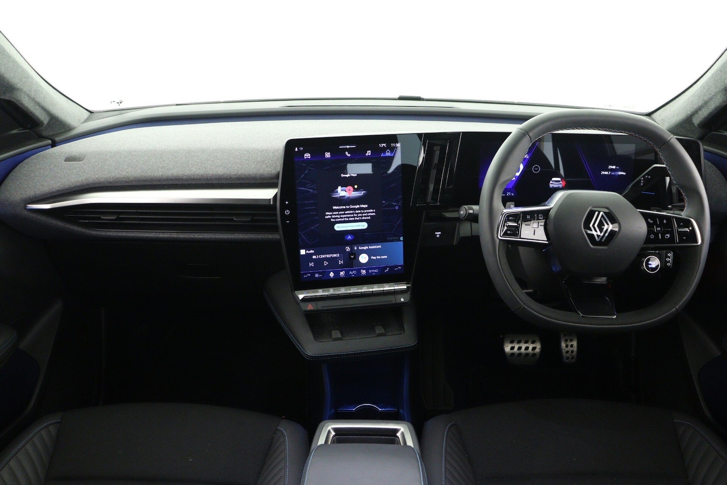Used Renault Scenic E-Tech 2024 for sale - 76871829: Photo 17
