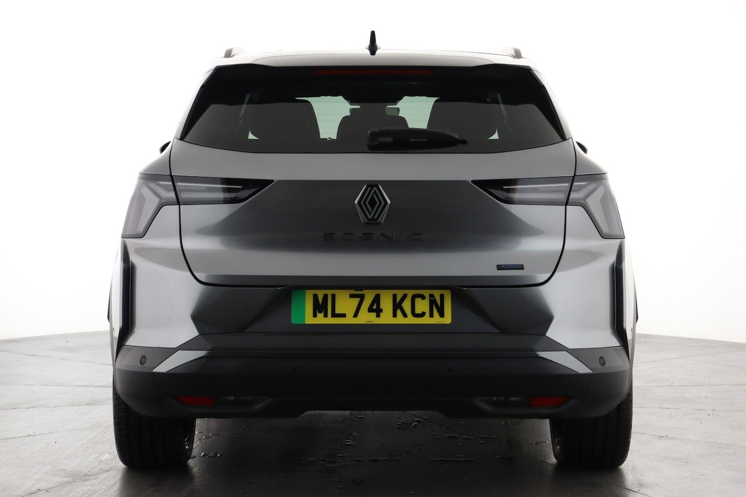 Used Renault Scenic E-Tech 2024 for sale - 76871829: Photo 2