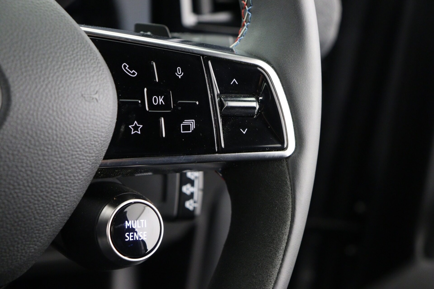 Used Renault Scenic E-Tech 2024 for sale - 76871829: Photo 26