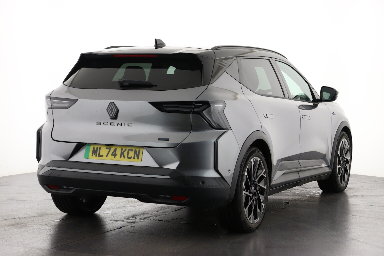 Used Renault Scenic E-Tech 2024 for sale - 76871829: Photo 3