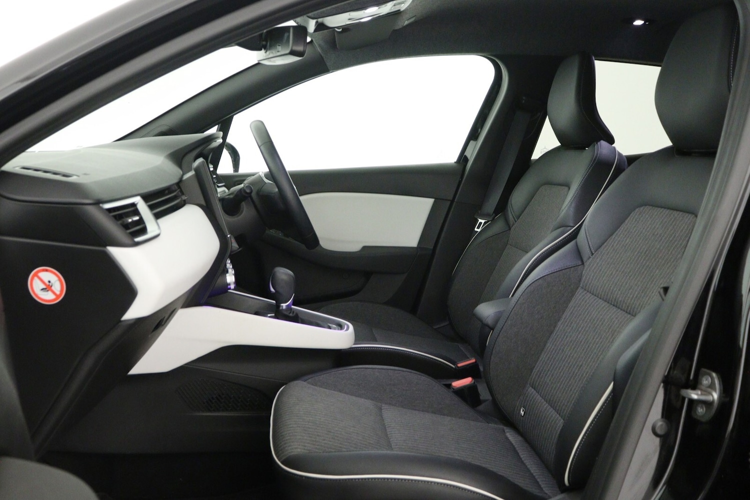 Used Renault Clio 2023 for sale - 76104140: Photo 12