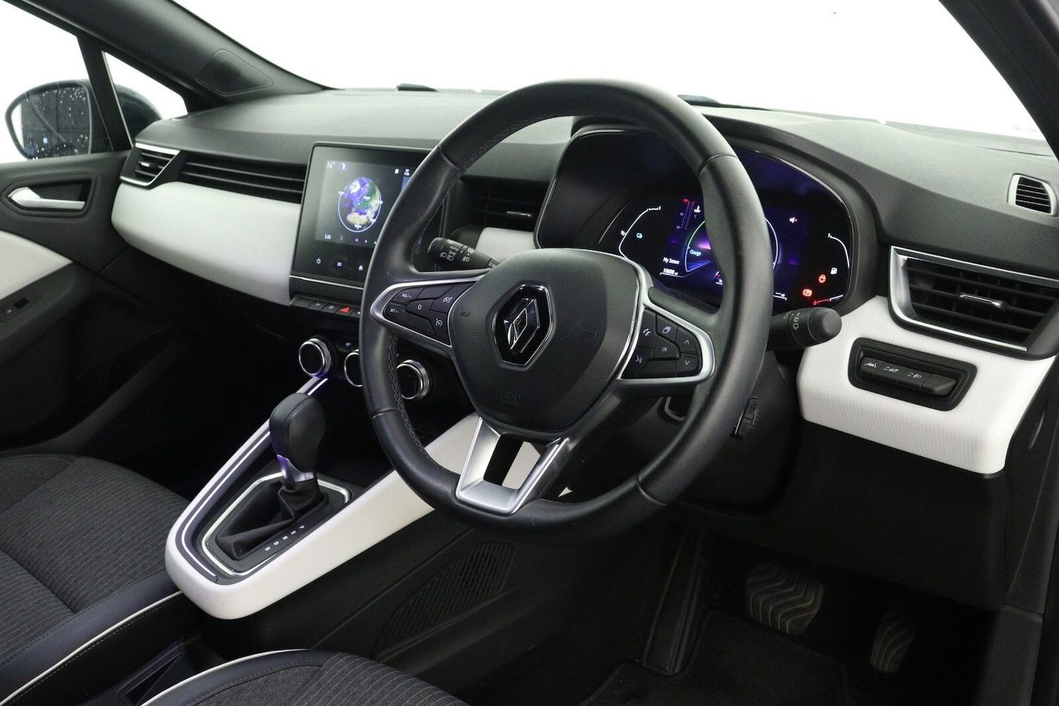 Used Renault Clio 2023 for sale - 76104140: Photo 13
