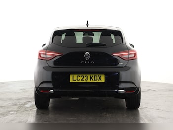 Used Renault Clio 2023 for sale - 76104140: Photo 2