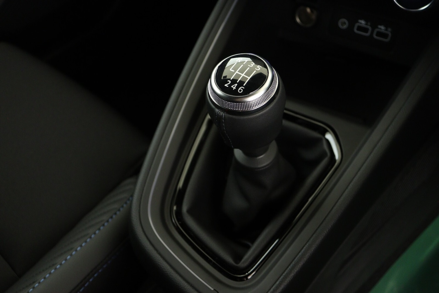 Used Renault Clio 2024 for sale - 76384387: Photo 18