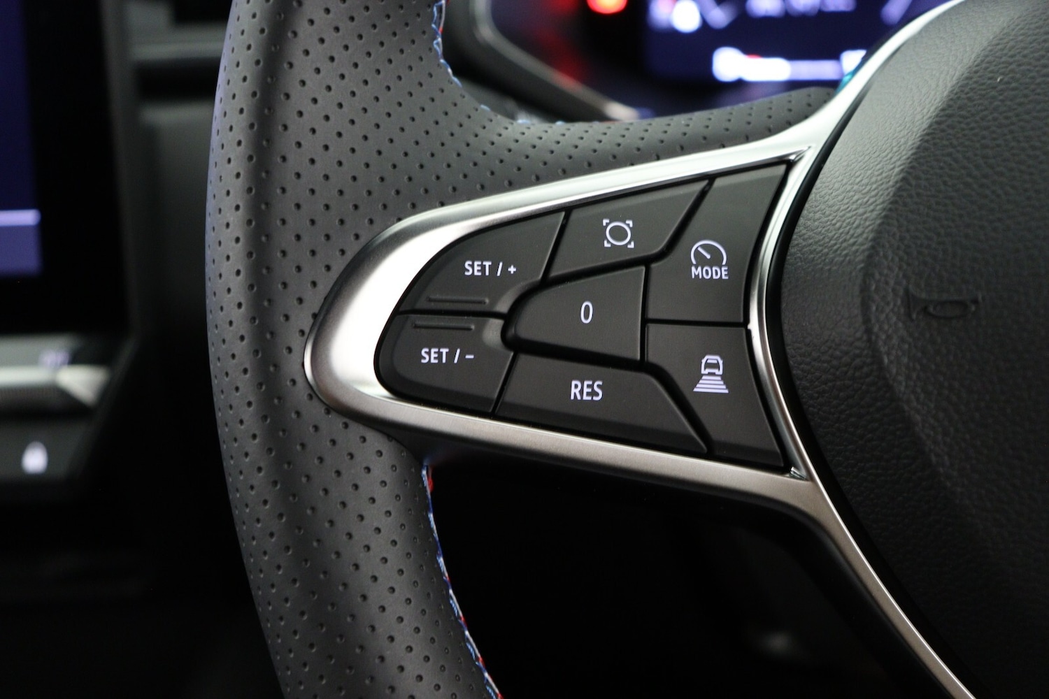 Used Renault Captur 2025 for sale - 76615467: Photo 24