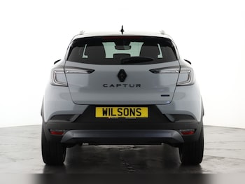 Used Renault Captur 2025 for sale - 76615467: Photo