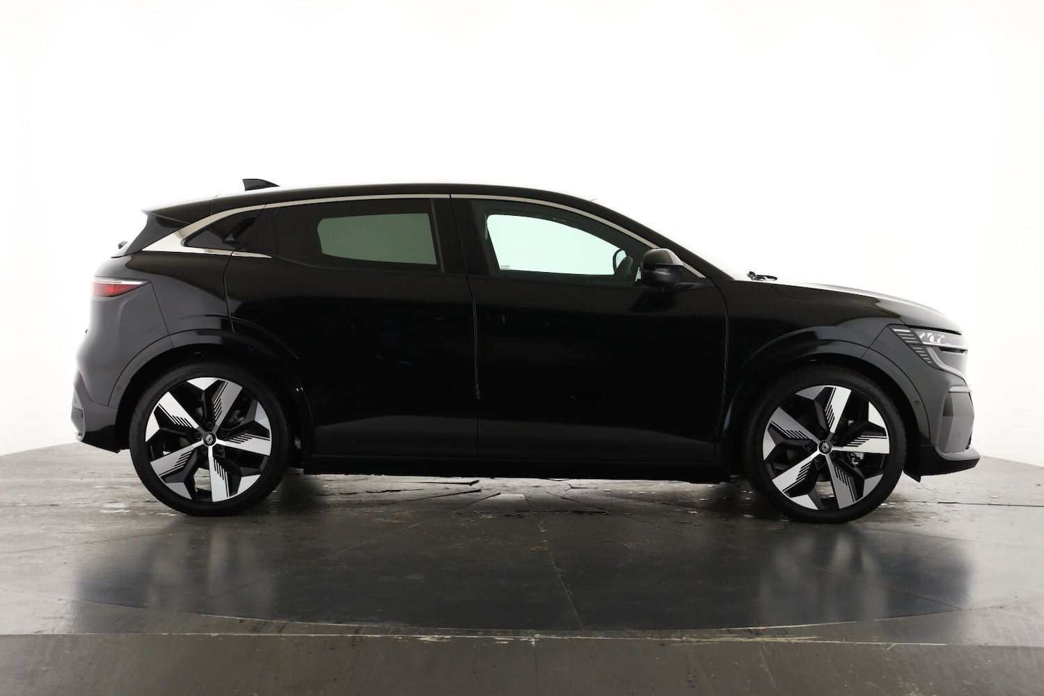 Used Renault Megane E Tech 2024 for sale - 77193588: Photo 4